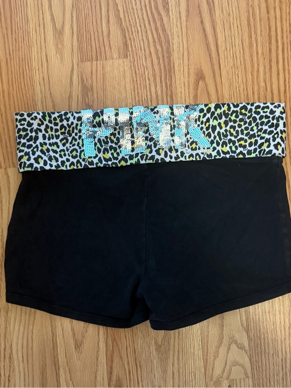 PINK Victoria's Secret Y2K Black Cheetah Bling Yoga Shorts M